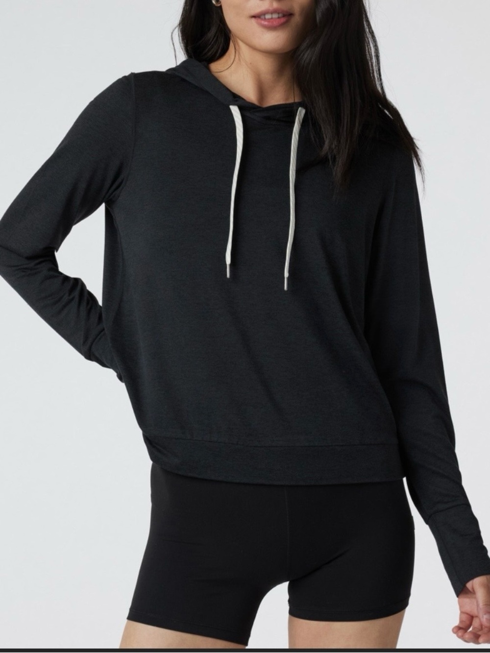 Vuori Black Heather Performance Hooded Pullover